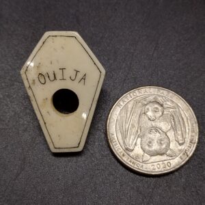 Human Skull Ouija Planchette Coffin Hat/Lapel Pin
